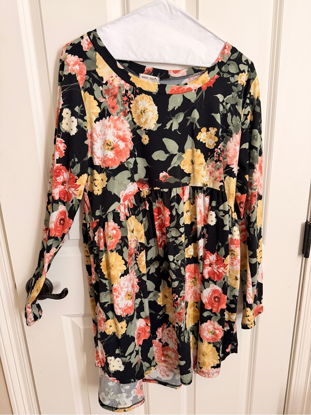 Women’s Black Floral Long-Sleeve Babydoll Dress
